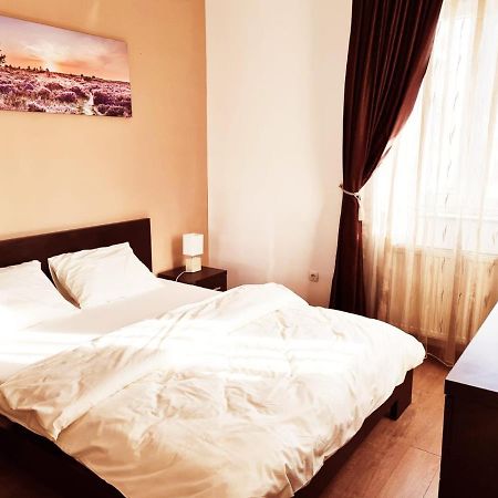 Ideal Apartments Oradea Exteriér fotografie